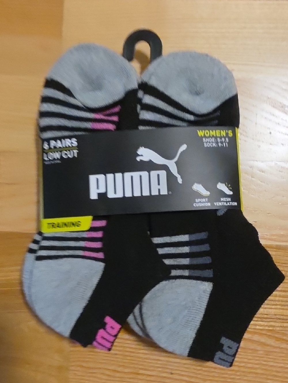 Women's Puma Socks